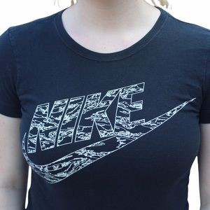 Slim Fit Nike T-Shirt